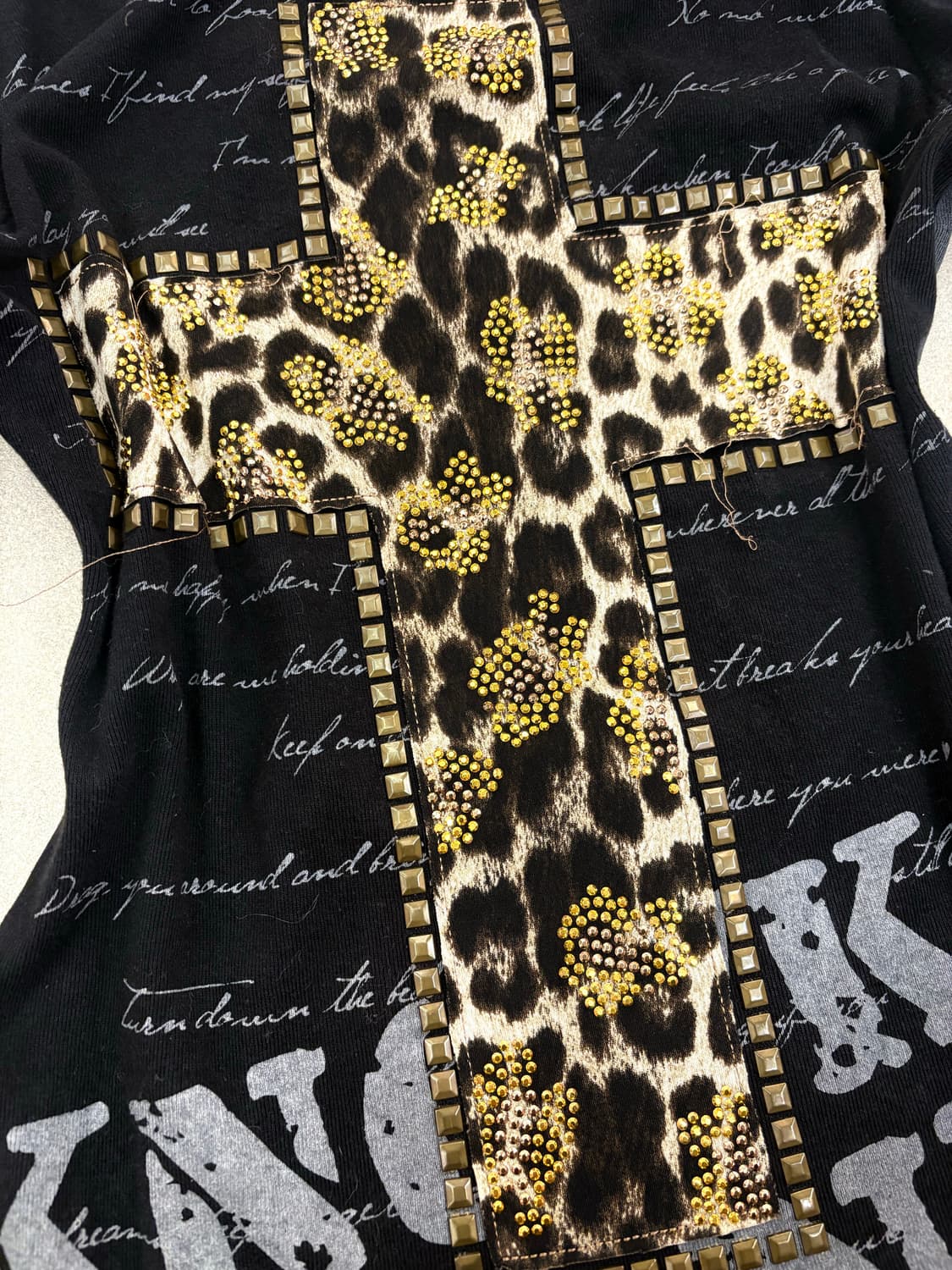 레오파드 큐빅 십자가 후드티 상품이미지5