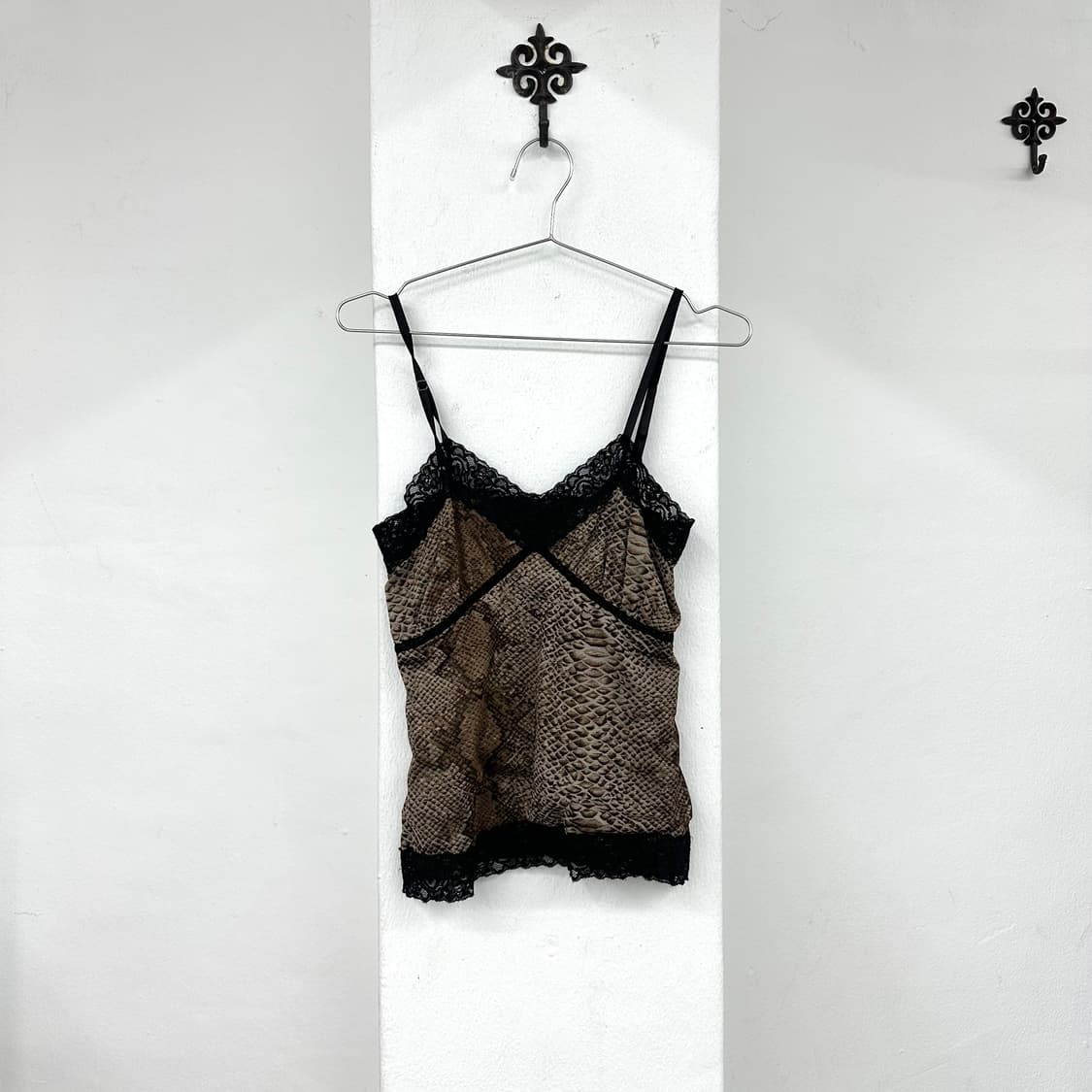 python pattern sleeveless 상품이미지2