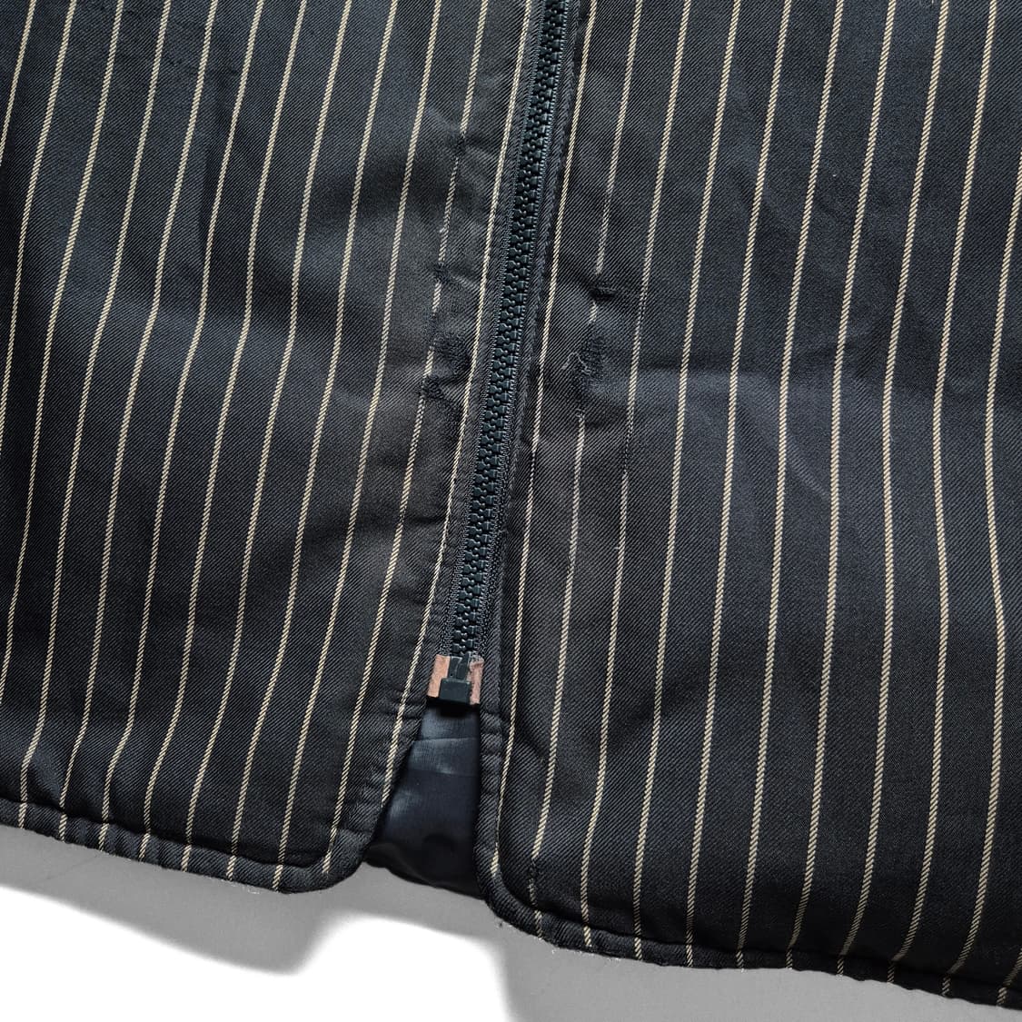 [105] 입생로랑 리버시블 패딩조끼 상품이미지7