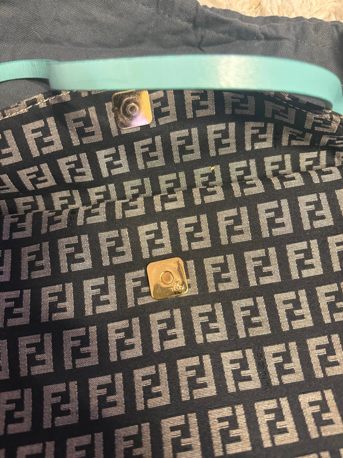 펜디숄더백 상품이미지3