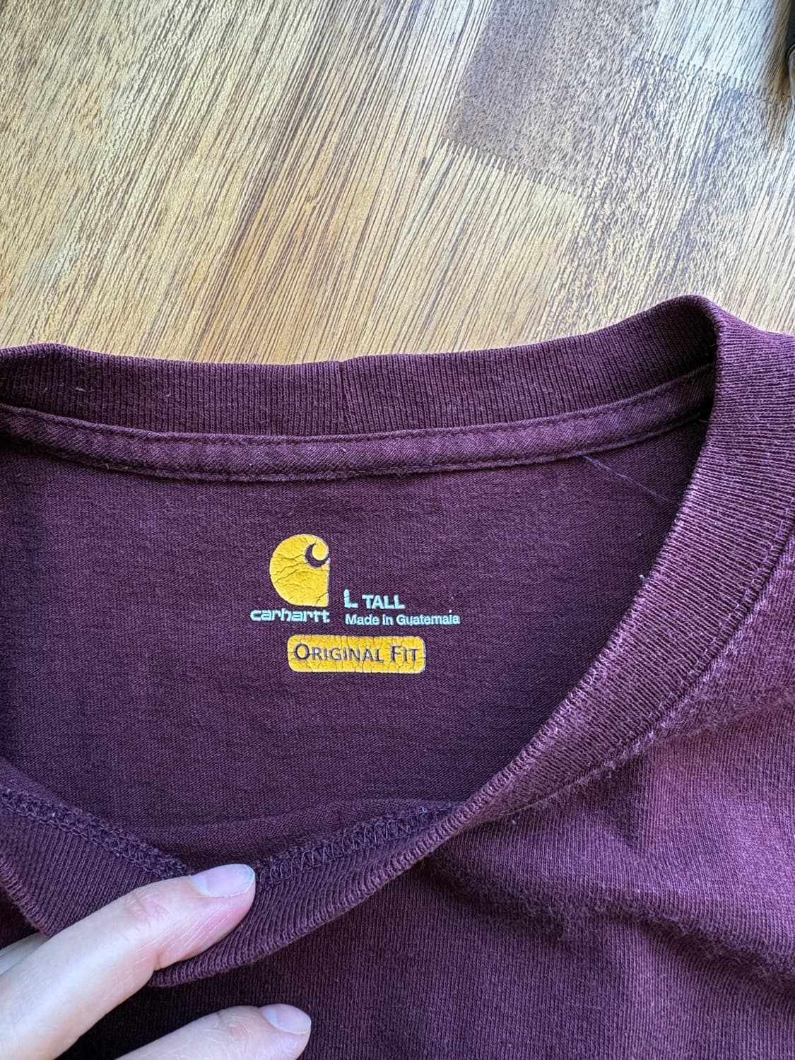 칼하트 K87 버건디 포켓 반팔티 상품이미지4