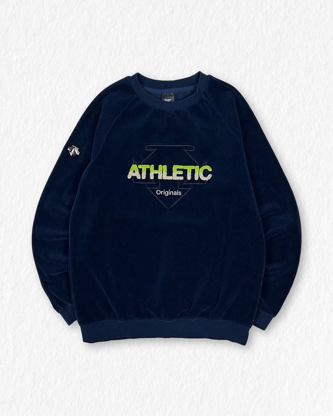 데상트 코듀로이 레글런 맨투맨 상품이미지1