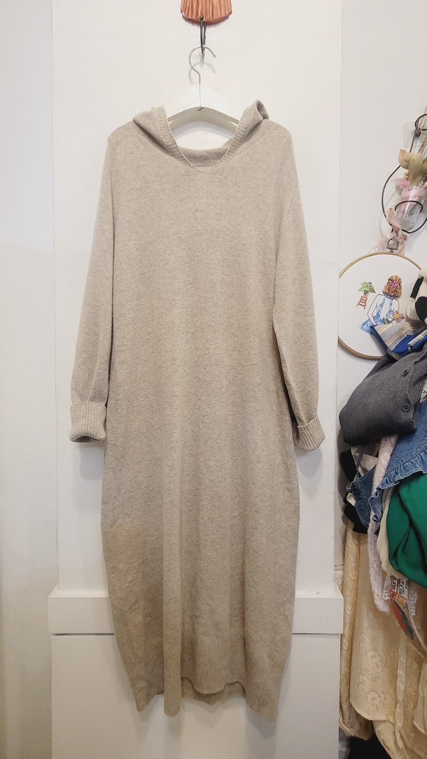 수입 홀가먼트 후드 울 니트 원피스.마인 셔링 펨플럼 집업 트위드 상품이미지3