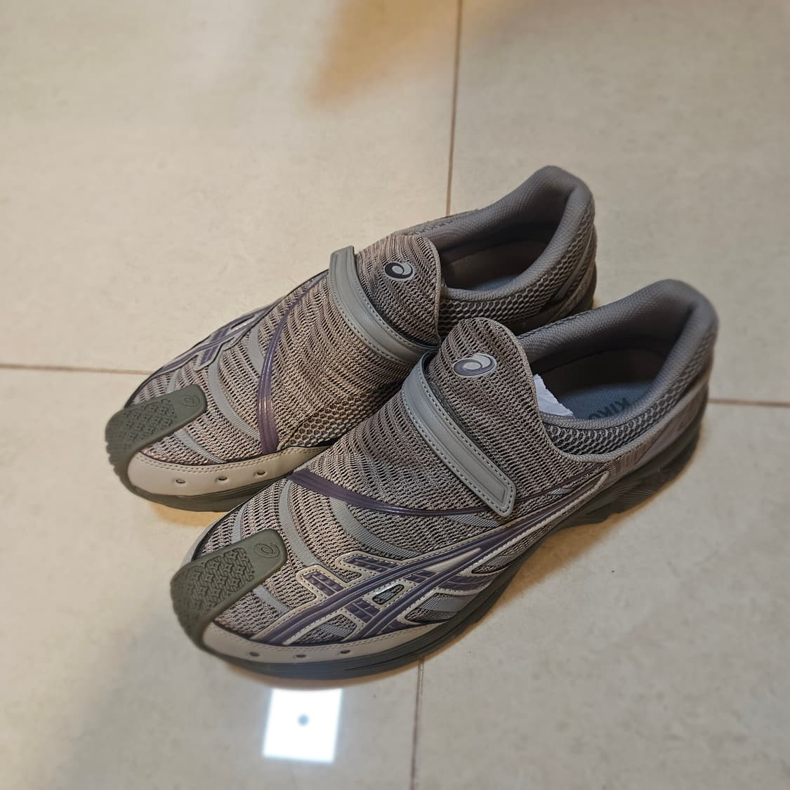 295 아식스 x 키코 코스타디노브 젤 키릴 2 시트 록 상품이미지2