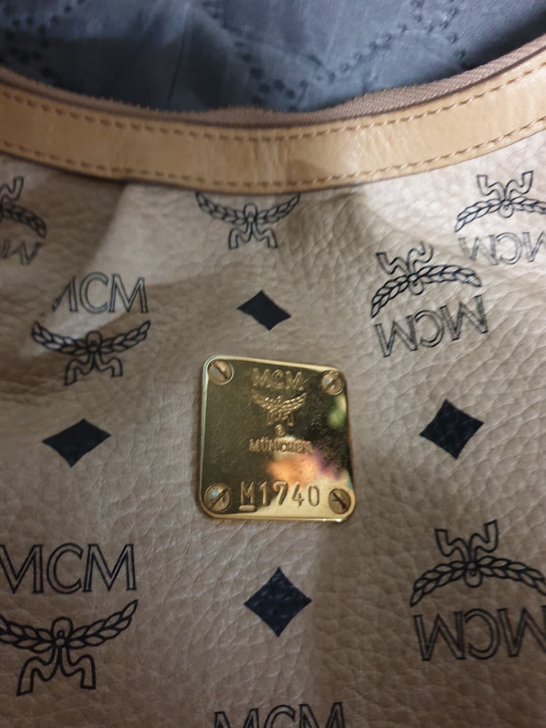 MCM 비세토스 연아백 숄더백 크림 (M) 상품이미지2