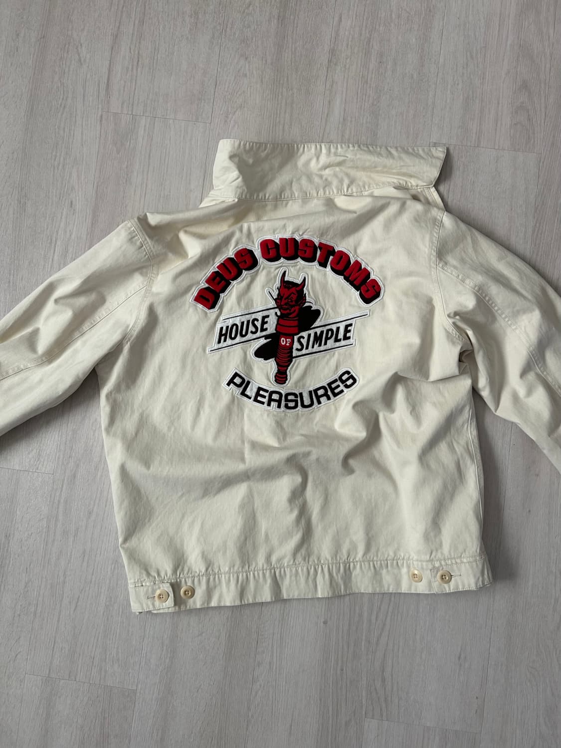 데우스 / pleasures work jacket 상품이미지1