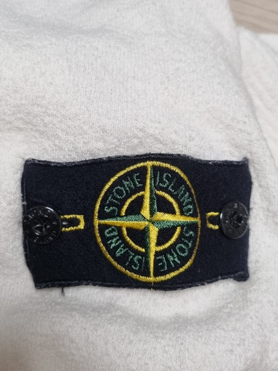 스톤아일랜드 반집업 니트 상품이미지5