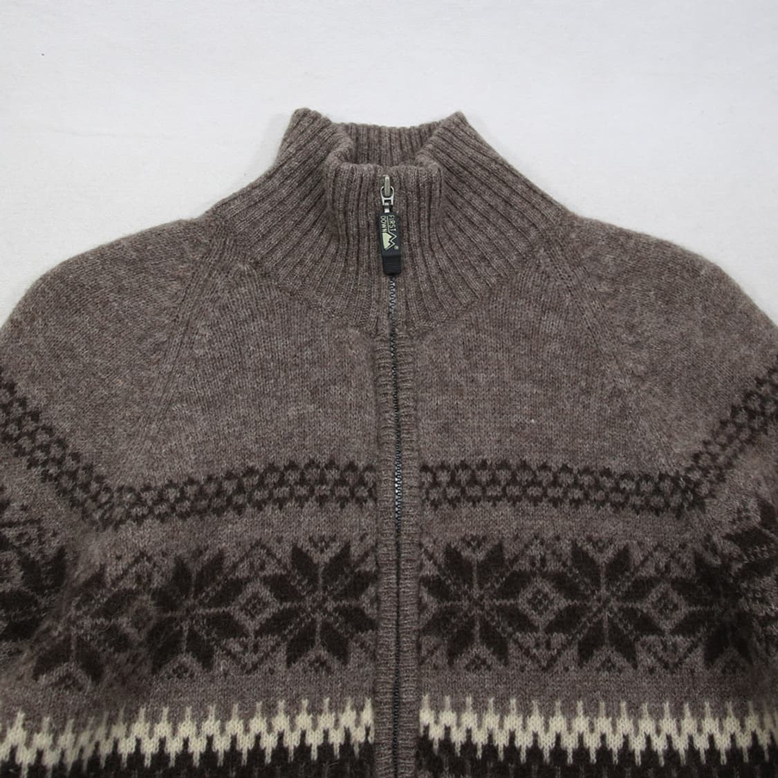 (착용컷) FIRST DOWN 울 노르딕 니트 집업 (남성용 98) 상품이미지4