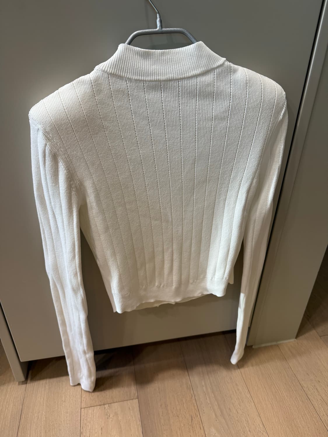 발망 V넥 포인텔 니트 스타일 가디건 (CF1KL007KB07) 상품이미지8