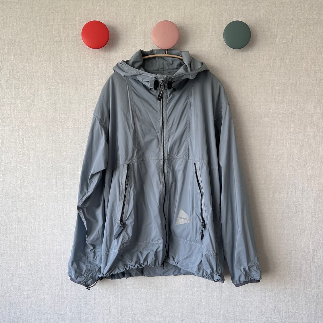 And wander 앤드원더 pertex 바람막이  상품이미지1