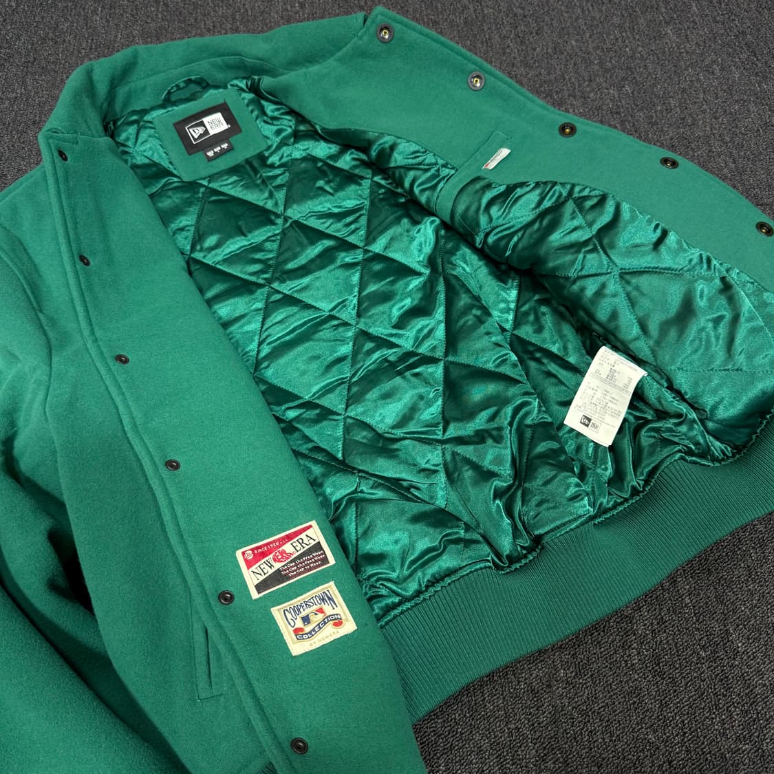 뉴에라 오클랜드 애슬레틱스 플레이풀 바시티 자켓 상품이미지8