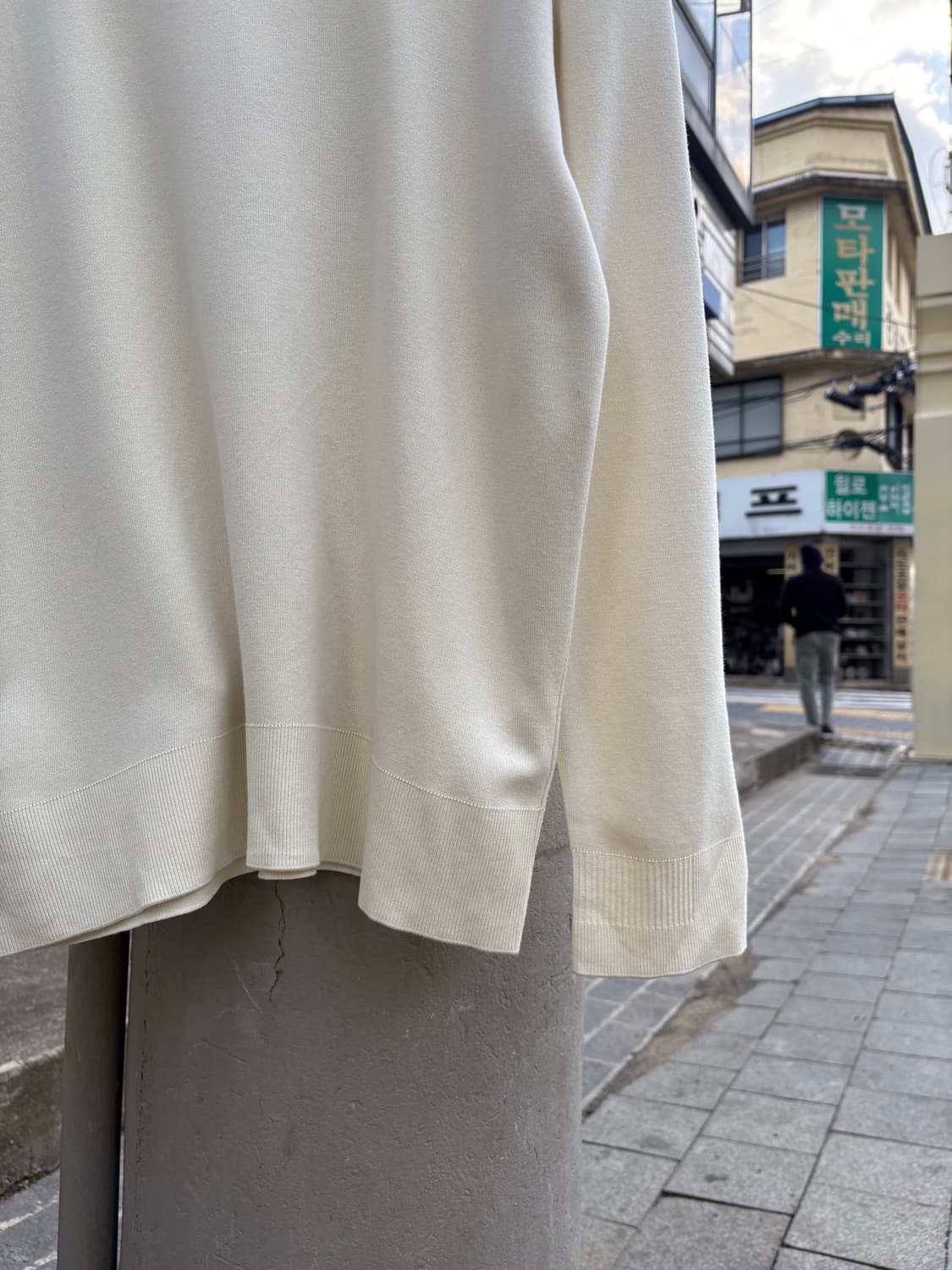 유나이티드 도쿄 바닐라 크림 니트 상품이미지3