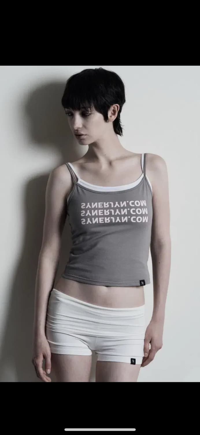 시너진 COM SLEEVELESS TOP GRAY 상품이미지1
