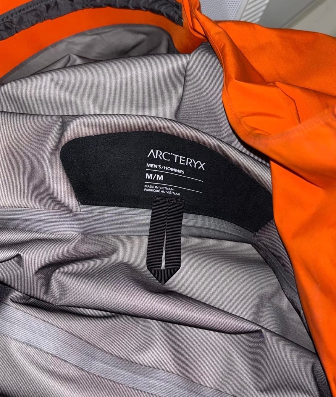 아크테릭스 베타 LT M 사이즈  사용감이 좀 많이 있어 좋은가격을 책정 상품이미지3