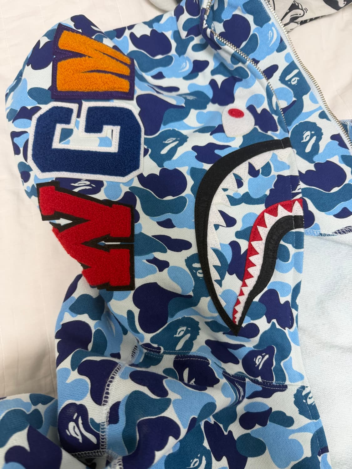 (급처)베이프 ABC 카모 샤크 풀 집 후드 블루 상품이미지8