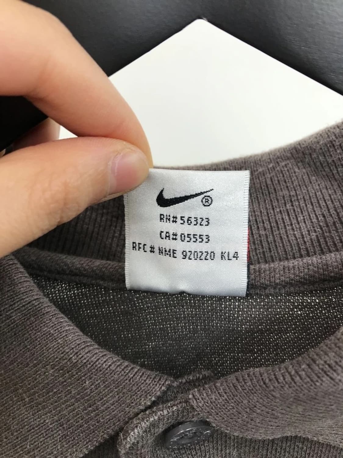 Nike Swoosh Polo Shirt Charcoa 상품이미지4