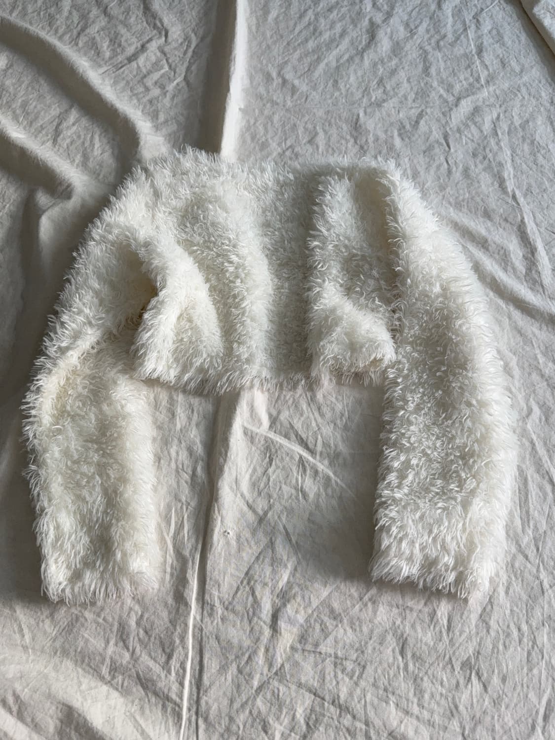 크림 아이보리 러블리 로걀 폭닥 크롭 볼레로 상품이미지4