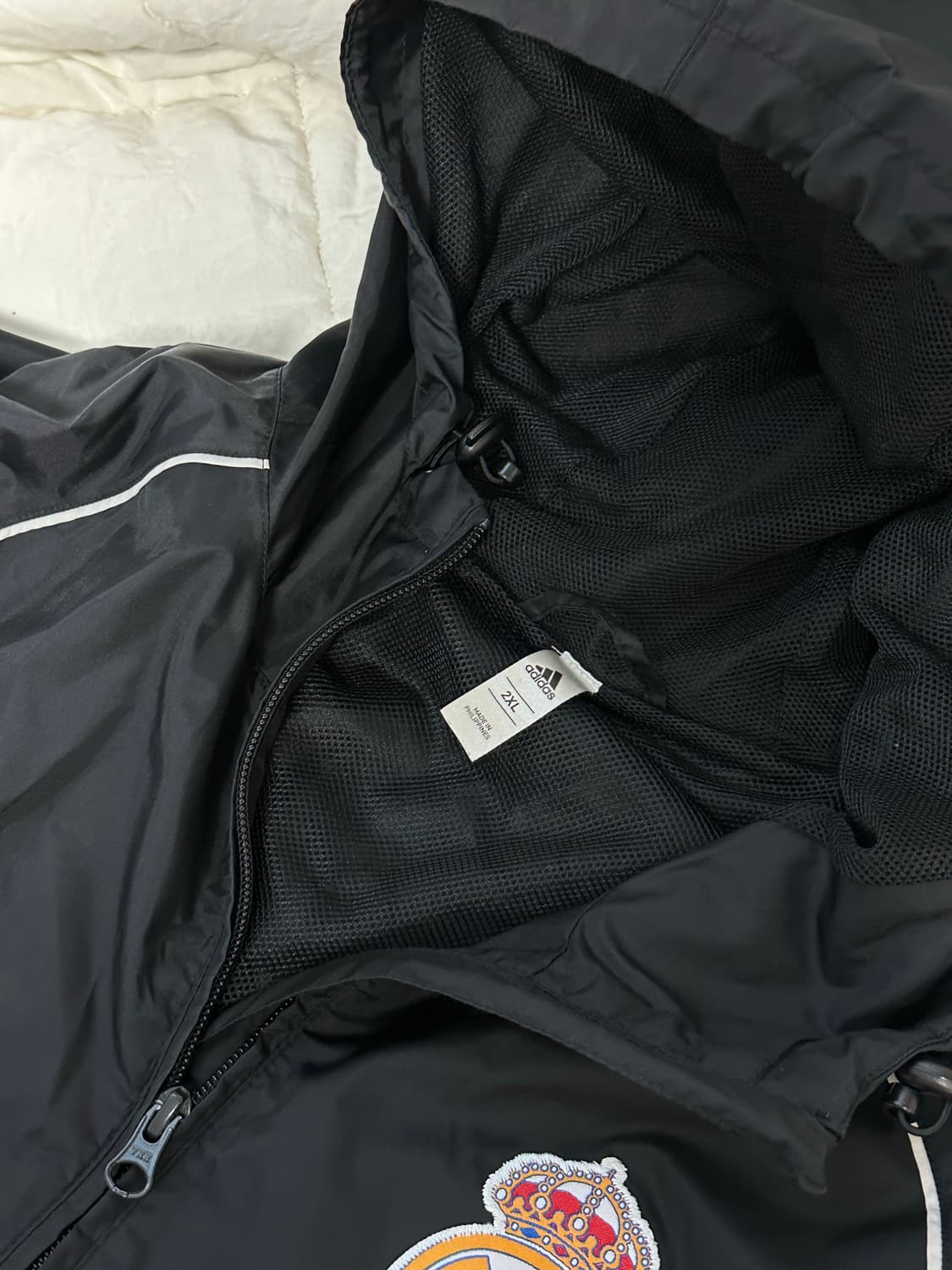 아디다스 레알마드리드 레인 코트 바람막이 라지 상품이미지4