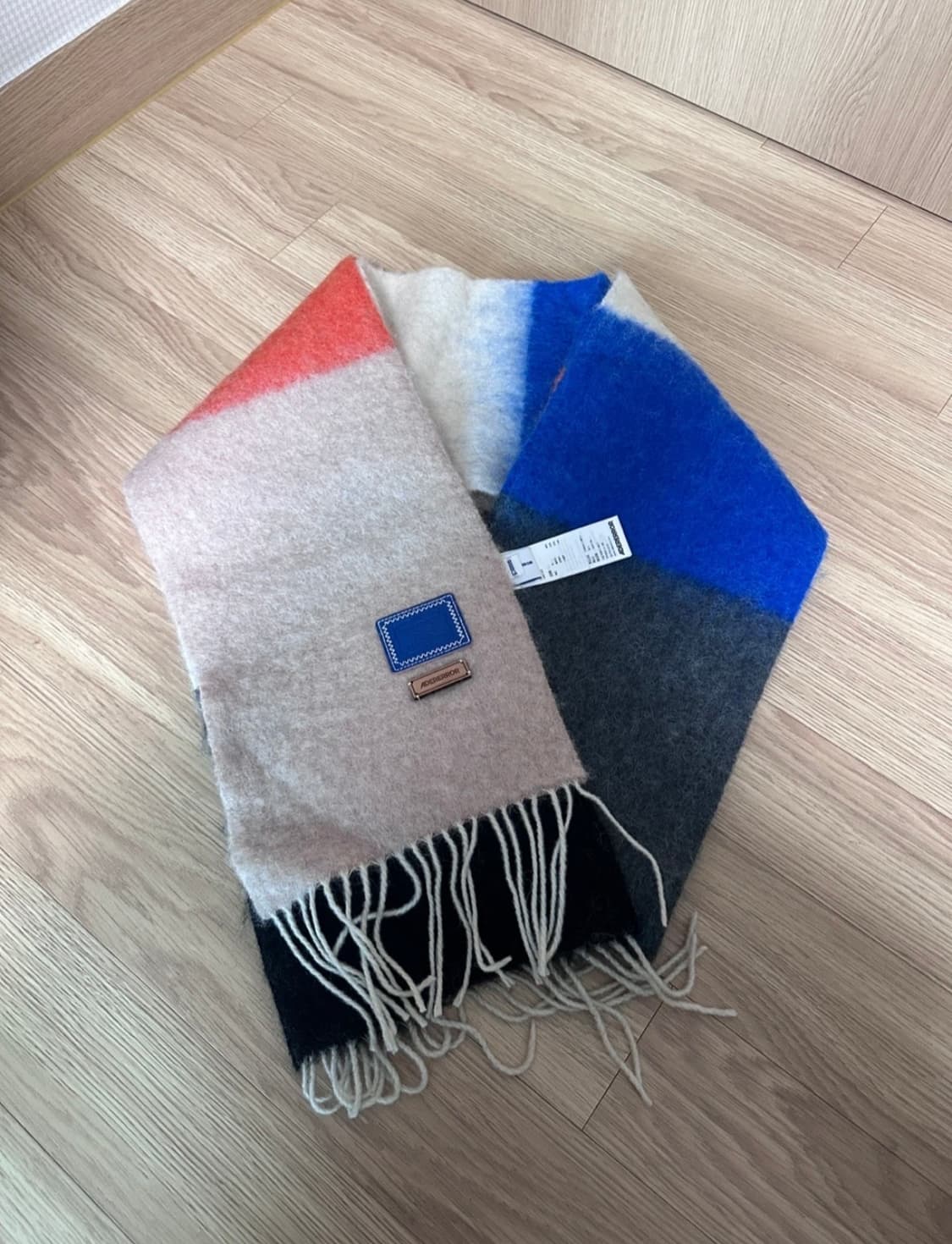 아더에러 프린트 니트 머플러 멀티컬러 상품이미지1