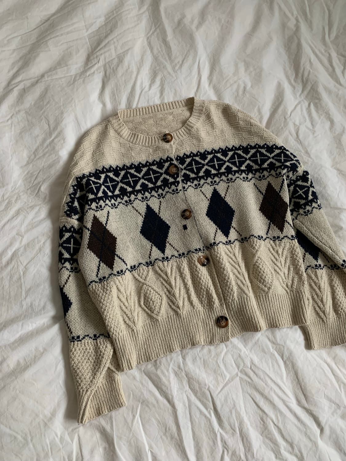 베이지 아가일 가디건 상품이미지2