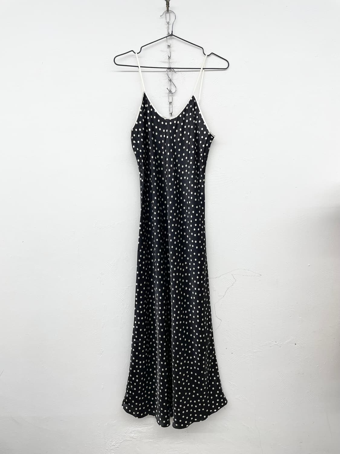 도트 새틴 맥시 슬립 상품이미지4