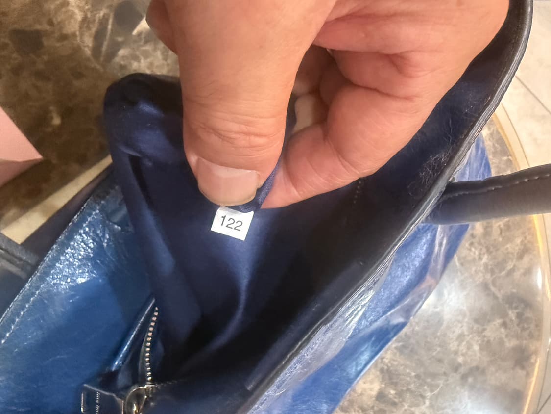 정품 미우미우 2way백 팝니다 상품이미지10