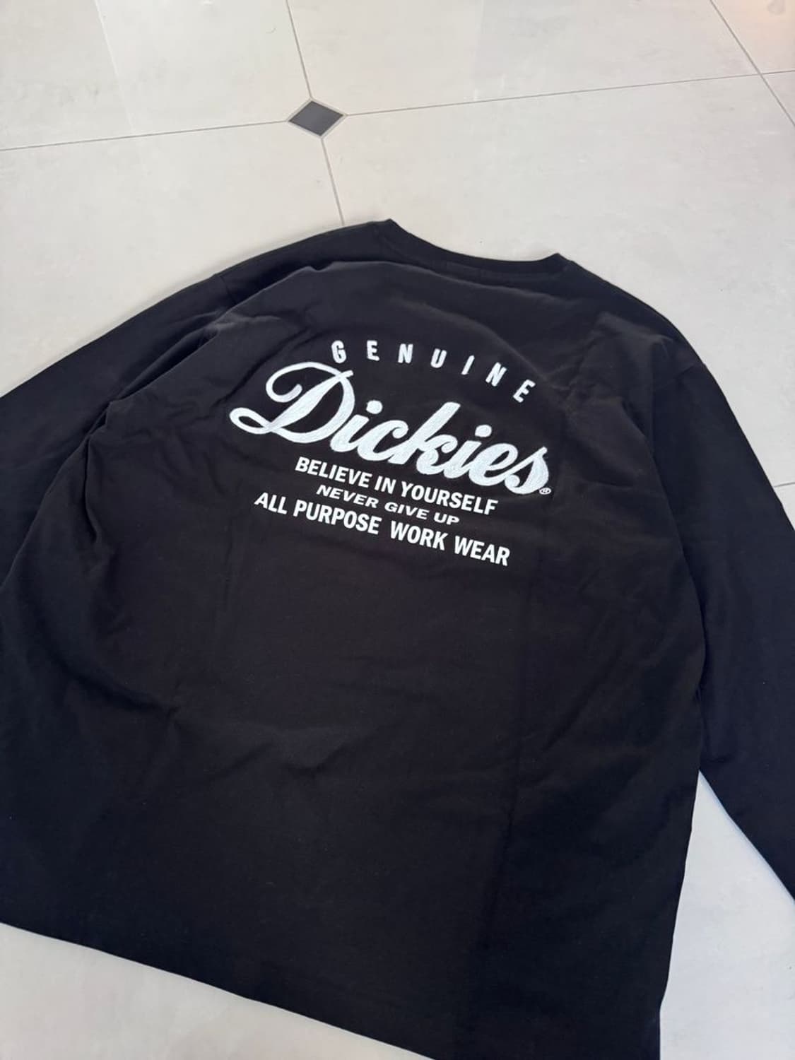 LOGO LONG SLEEVE TEE  로고 긴팔 티셔츠 상품이미지1