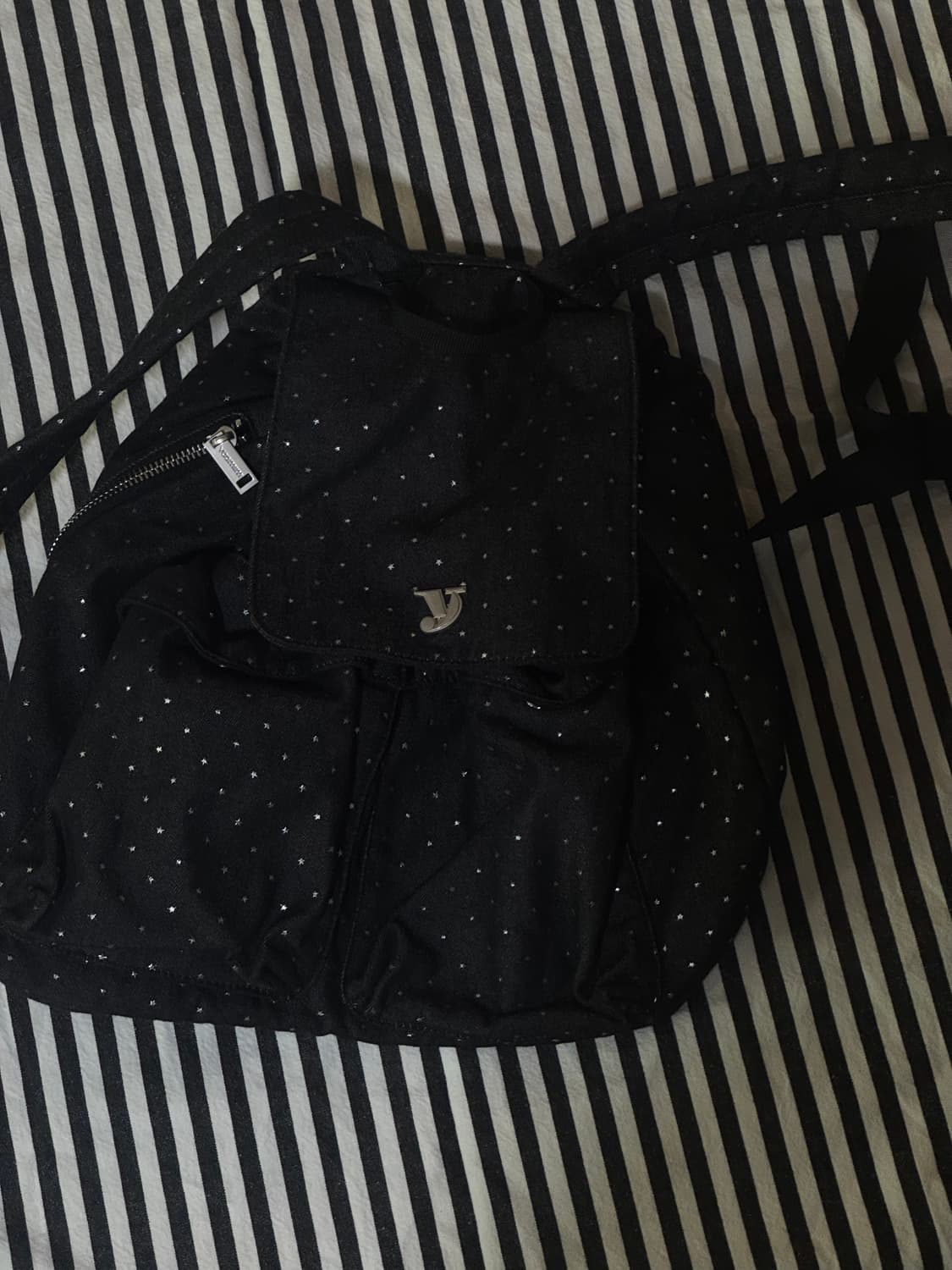 여밈 day backpack (star black) 상품이미지1