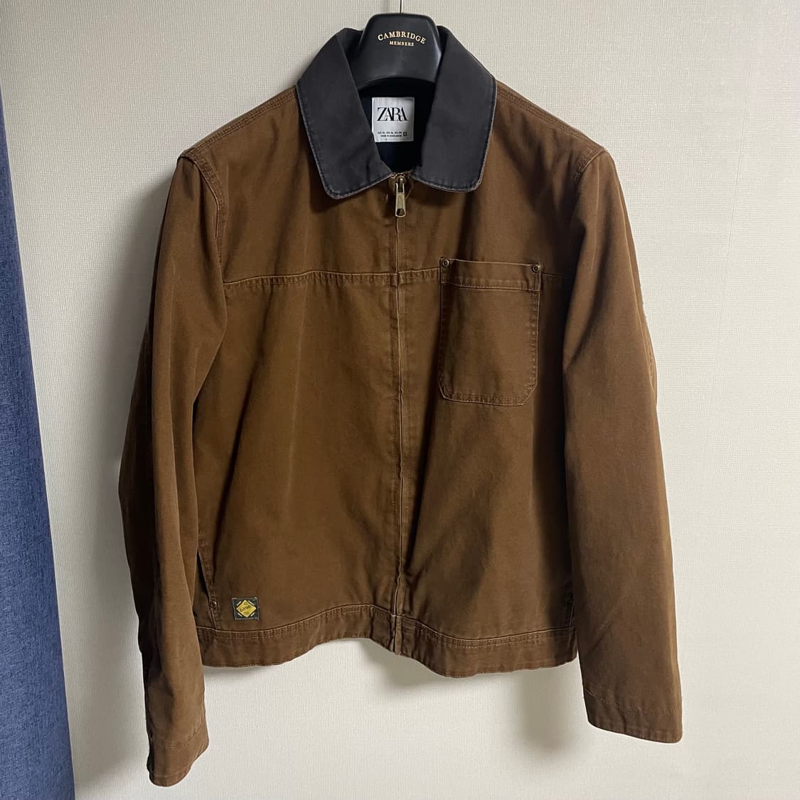 [XL] ZARA 콘스라스트 네크라인 점퍼 상품이미지2