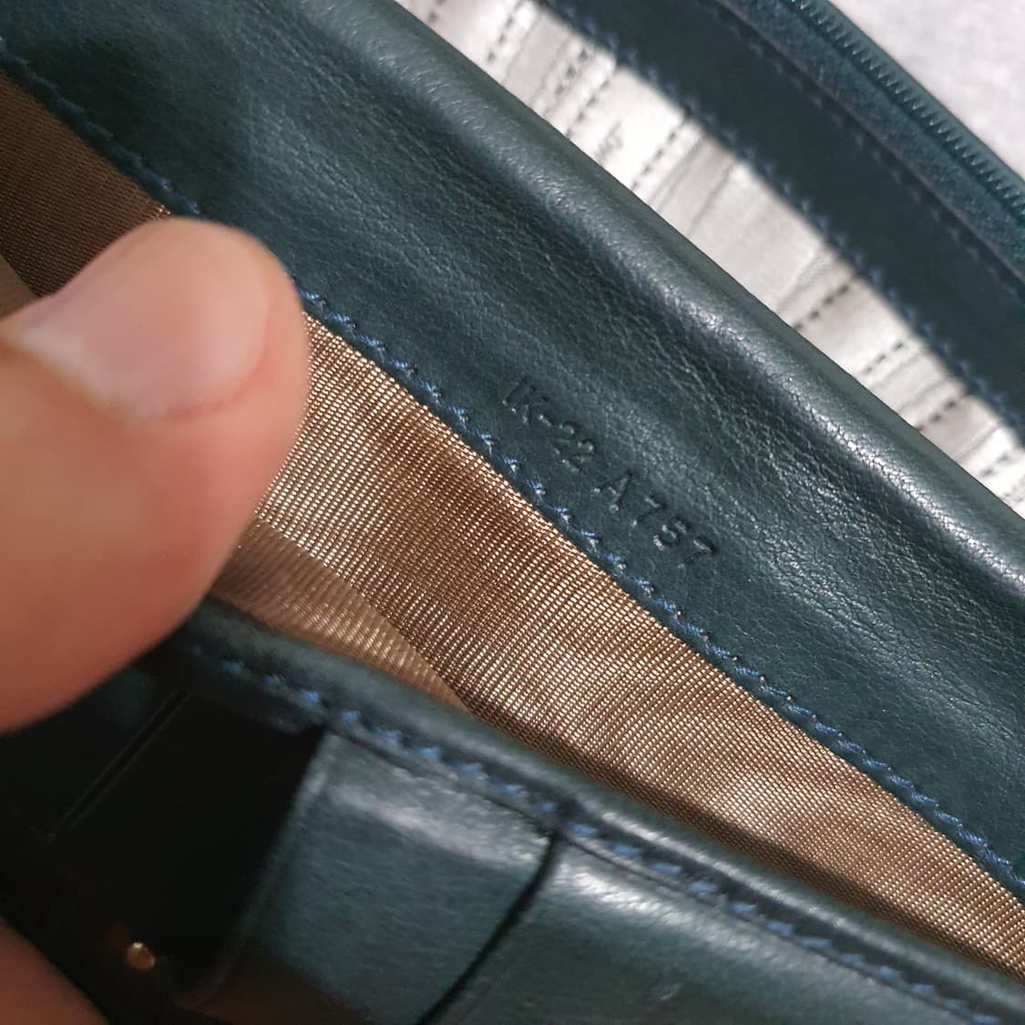 페라가모 정품 여성 장지갑 상품이미지7
