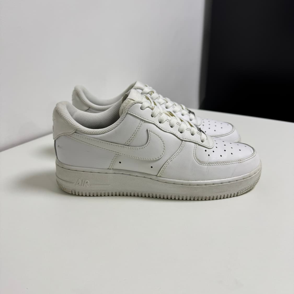 나이키 에어포스1 '07 화이트 250mm 상품이미지1