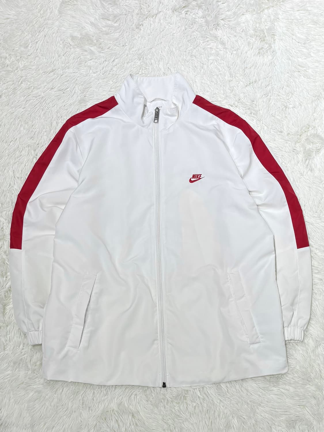 나이키 화이트 스우시 바람막이 상품이미지3