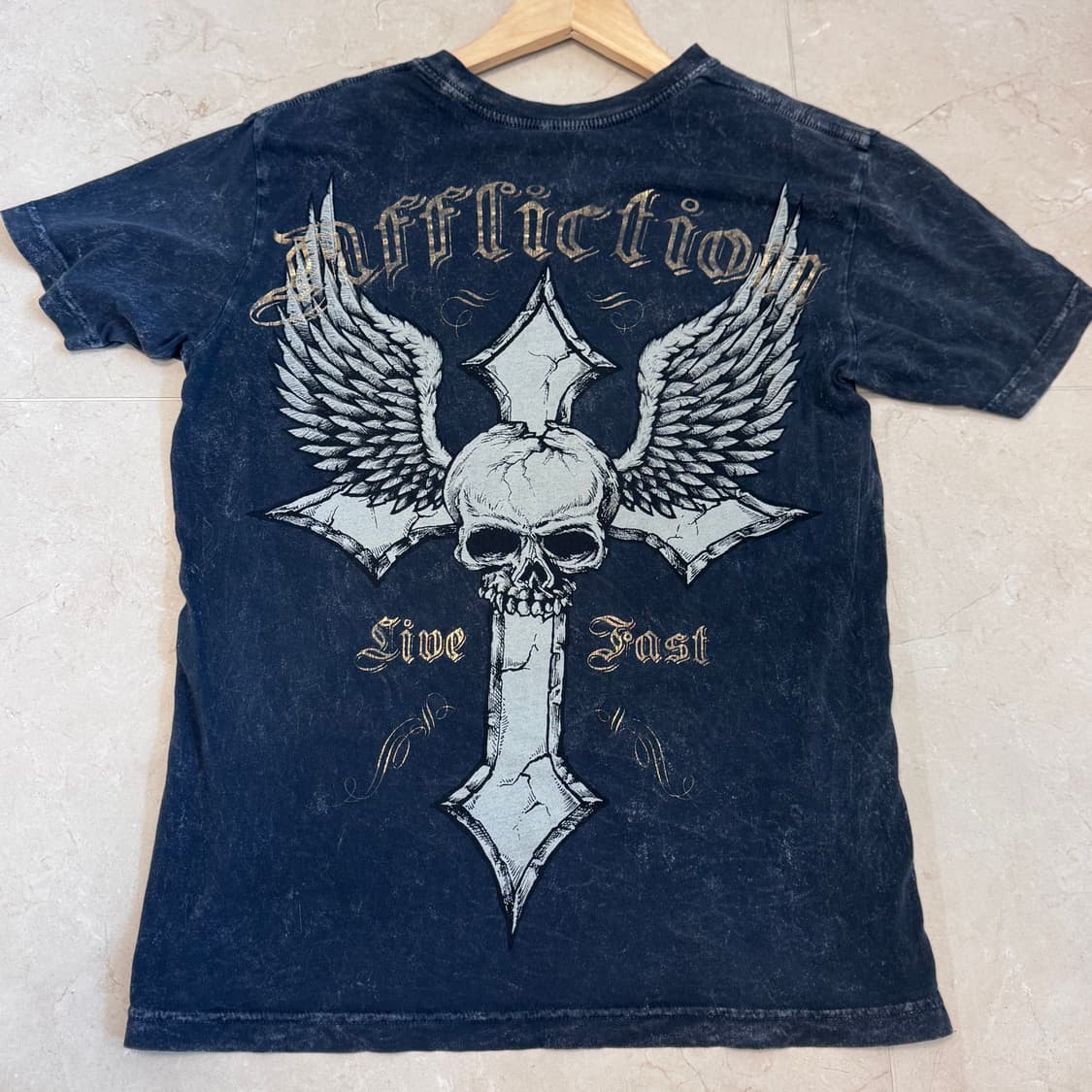 affliction cross printed t shirt 상품이미지1