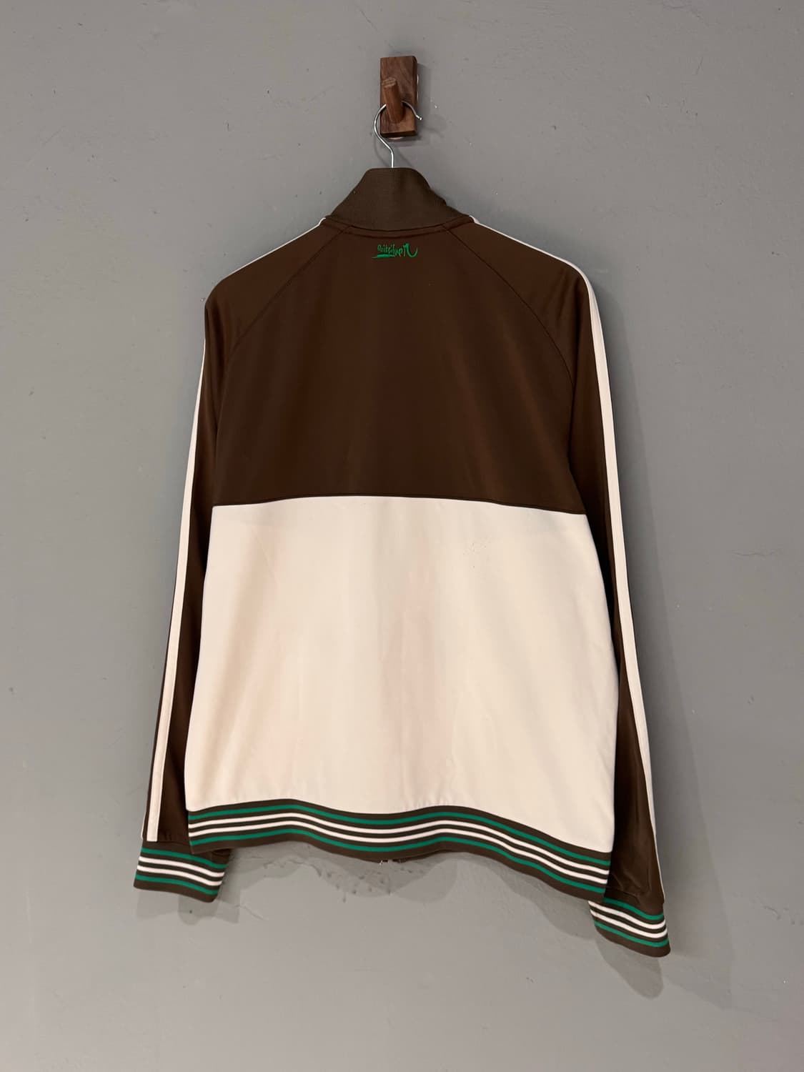 퀵실버 레터링 트랙자켓  상품이미지3