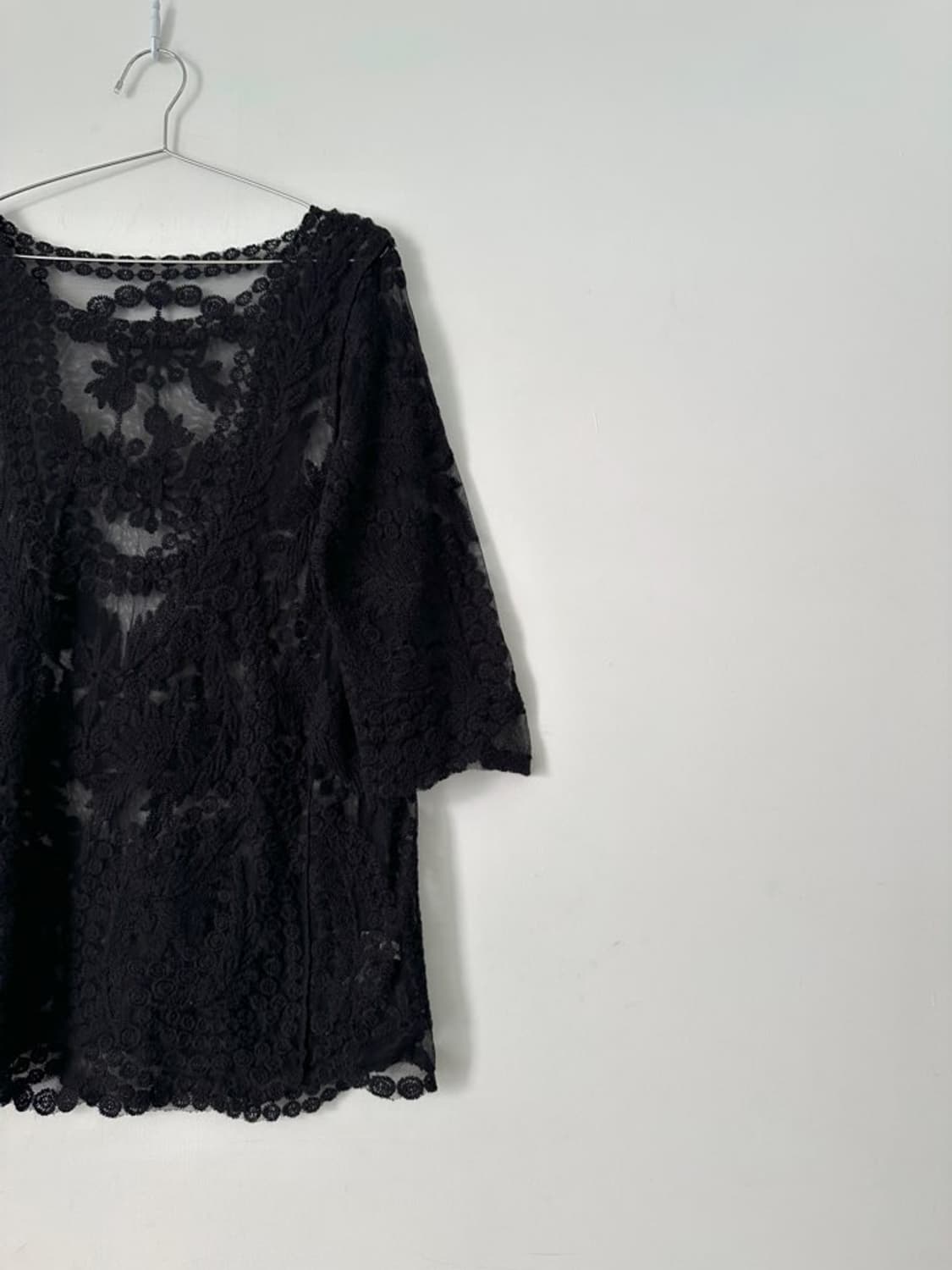 See through embroidery top / black 상품이미지2