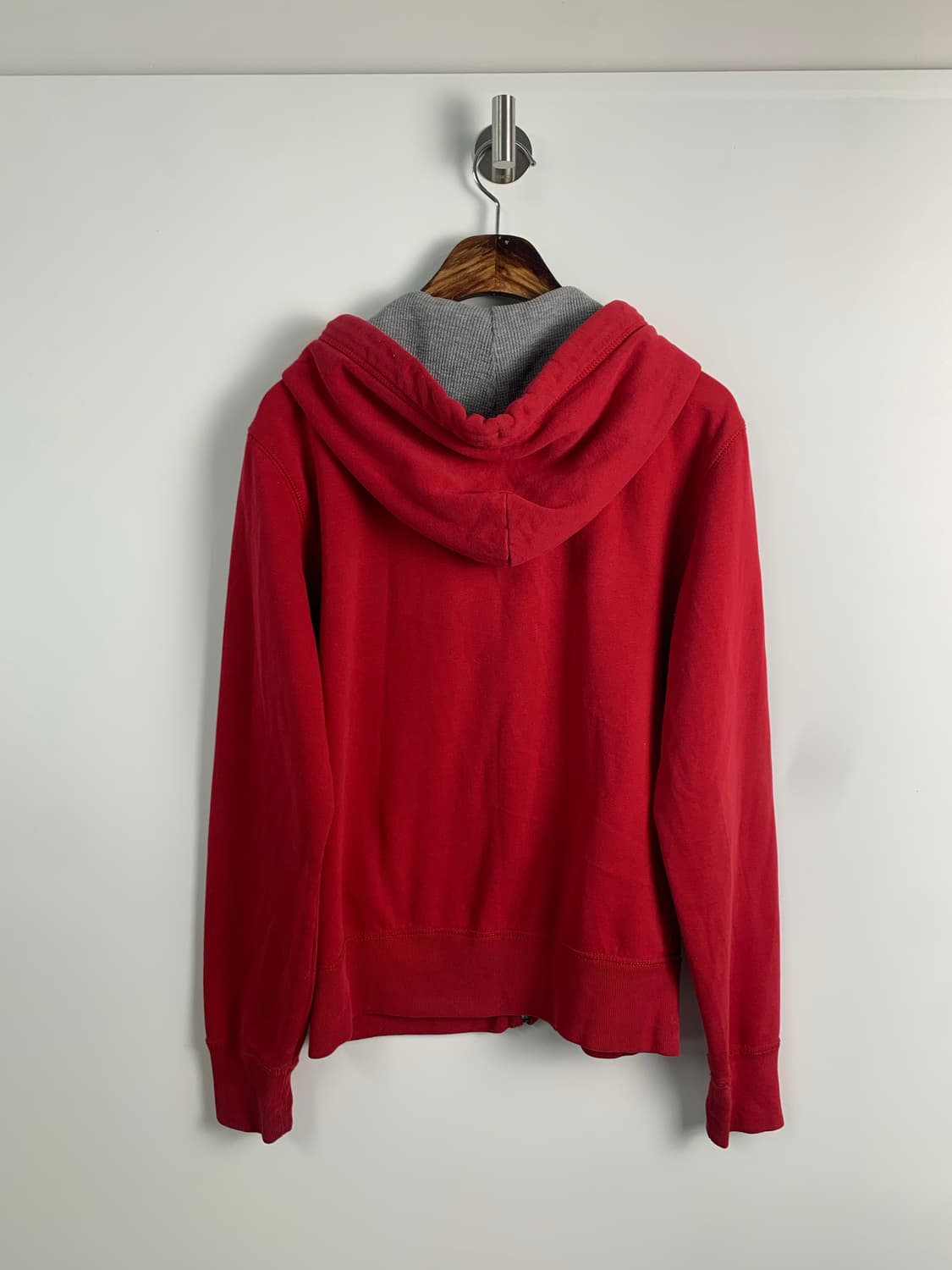 후아유 y2k 와투케 레드 후드집업 상품이미지3