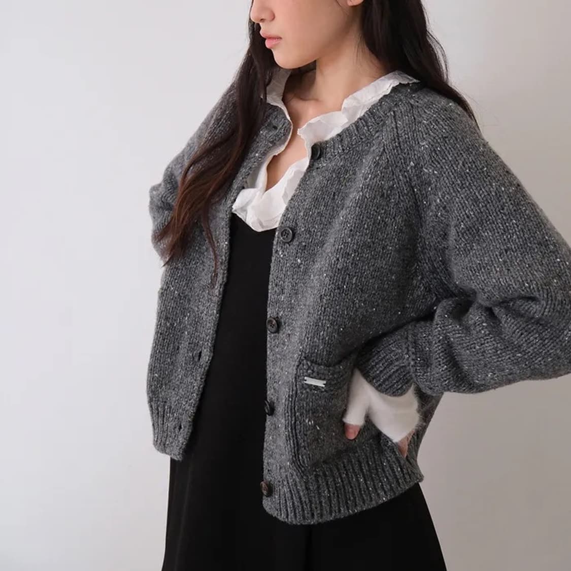 moui * Chip wool nep cardigan (CHACOAL) 상품이미지4