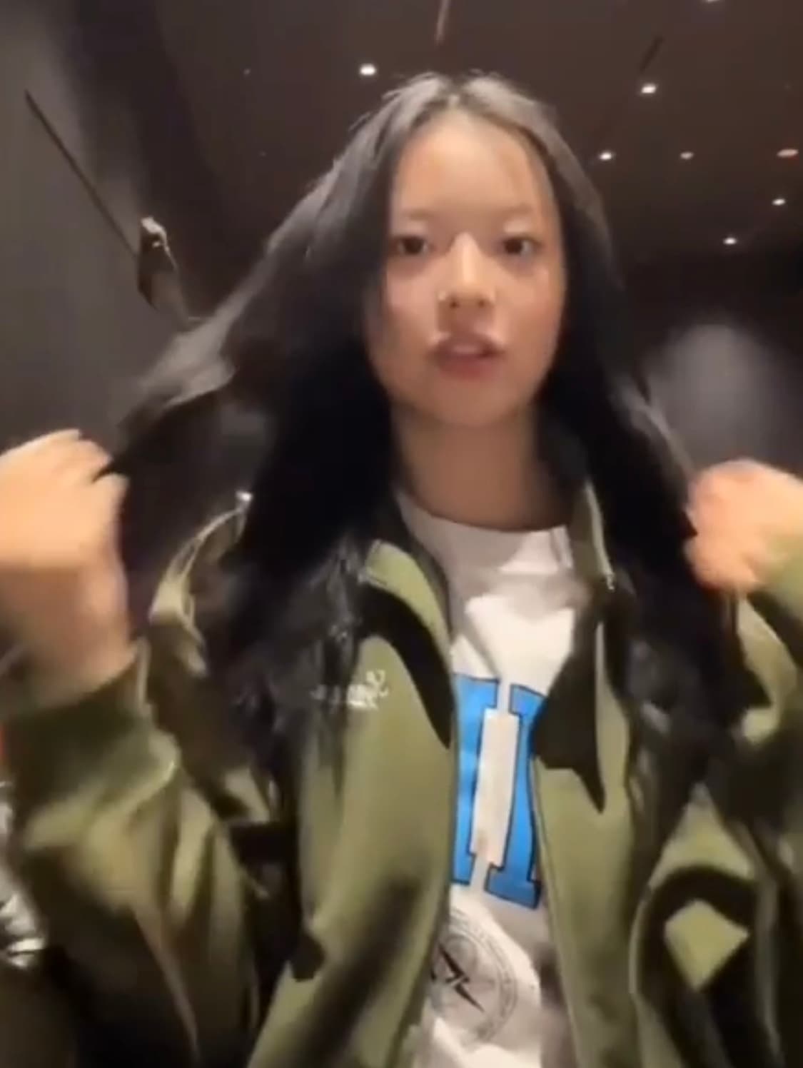 슈프림 트리콧 트랙 자켓 올리브 24SS M사이즈 상품이미지3