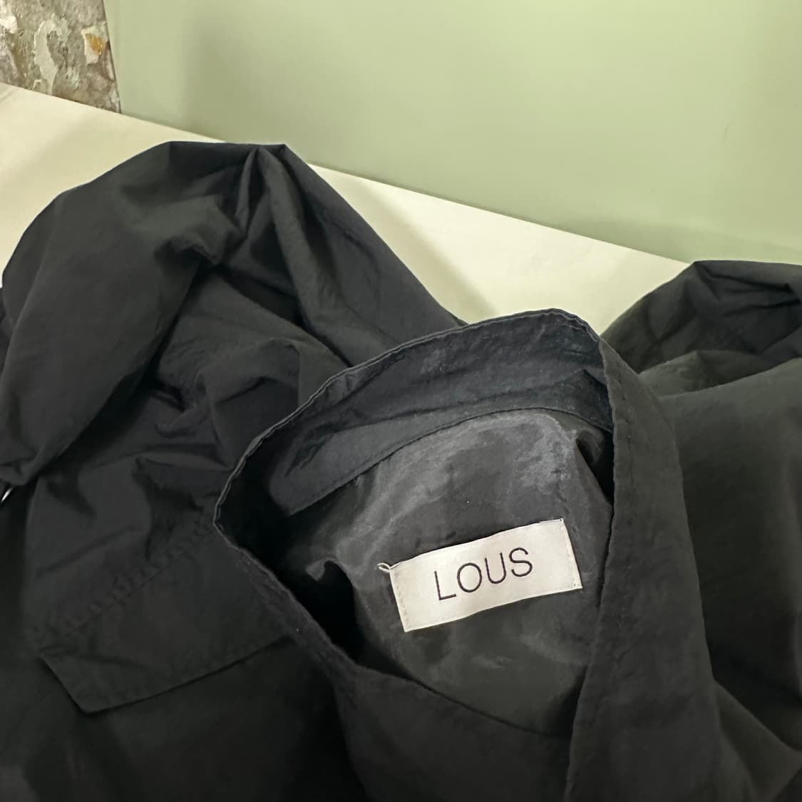 OS 루어스 LOUS 오버핏 밑단스트링 오버핏 나일론자켓 상품이미지4