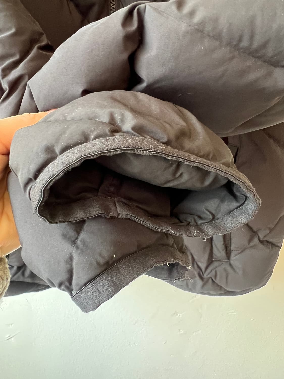 디스커버리 남성 블랙 구스다운패딩 간절기누빔점퍼 상품이미지4