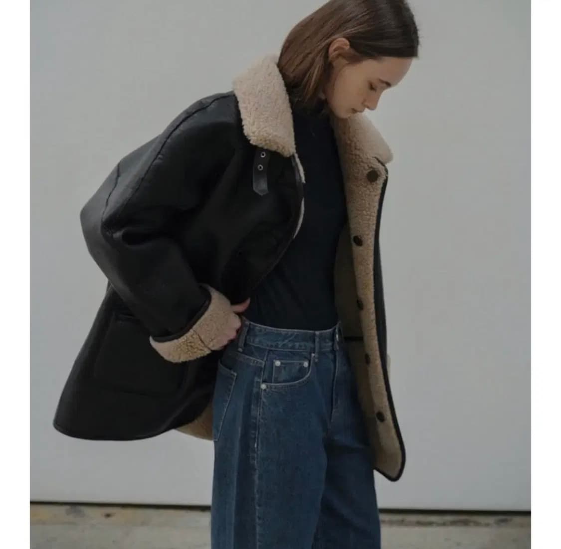 르오버클래식 리버시블 무스탕 새상품 상품이미지2