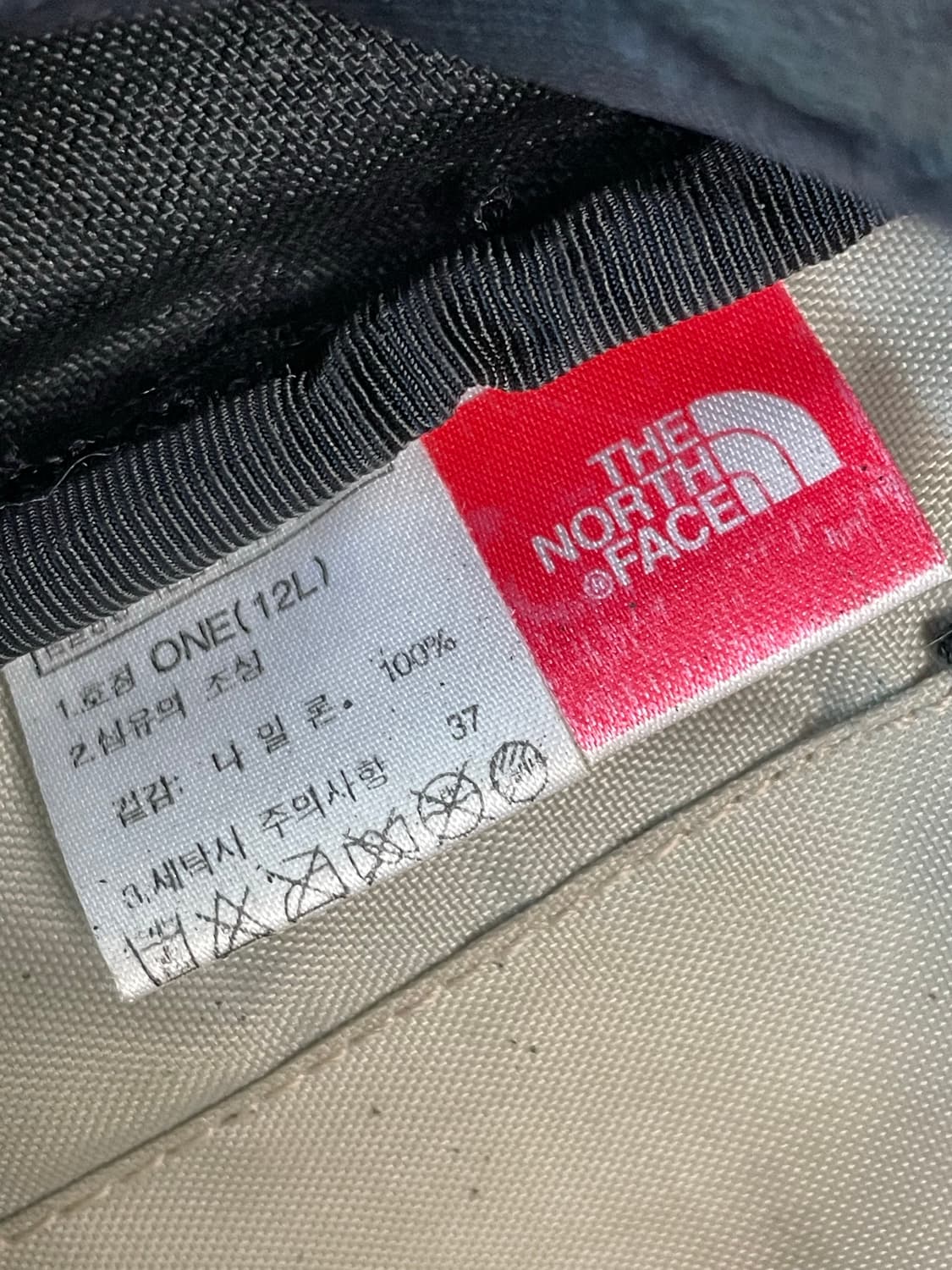 노스페이스 미니샷 블랙 백팩 12L 상품이미지7