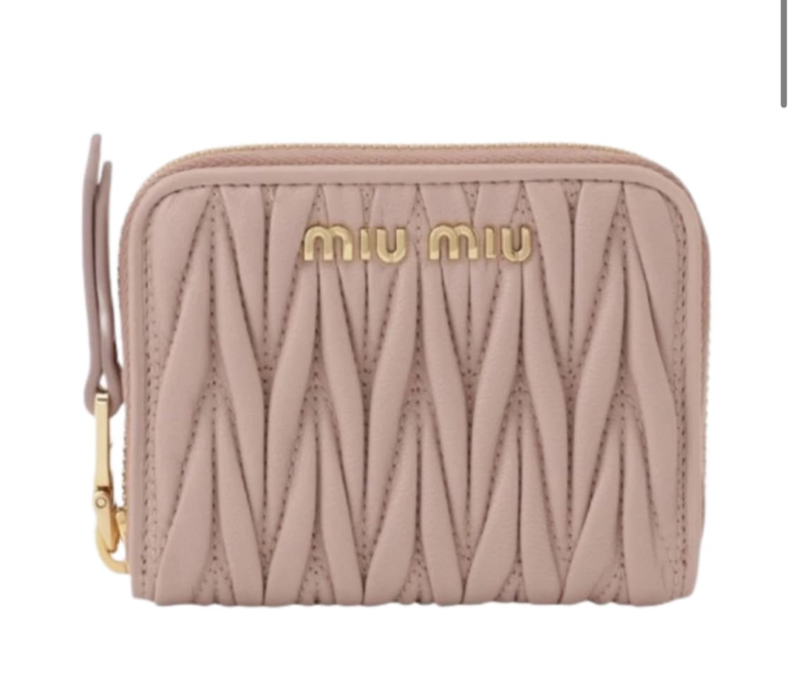 Miumiu 미우미우 마틀라세 핑크 지퍼 반지갑 상품이미지1