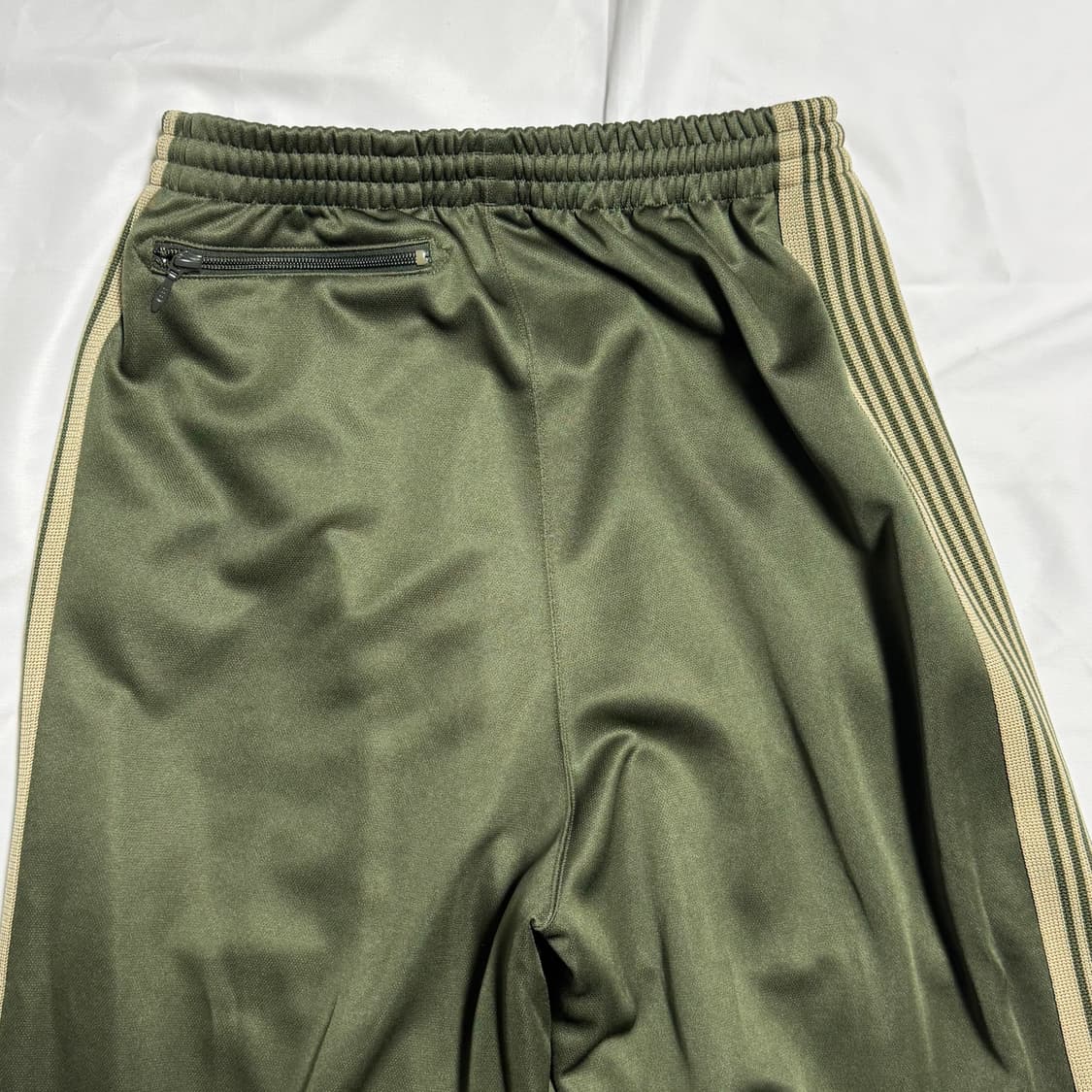 [XS] 니들스 x LHP H.D. 트랙 팬츠 폴리 스무스 와이드 올리브 상품이미지8