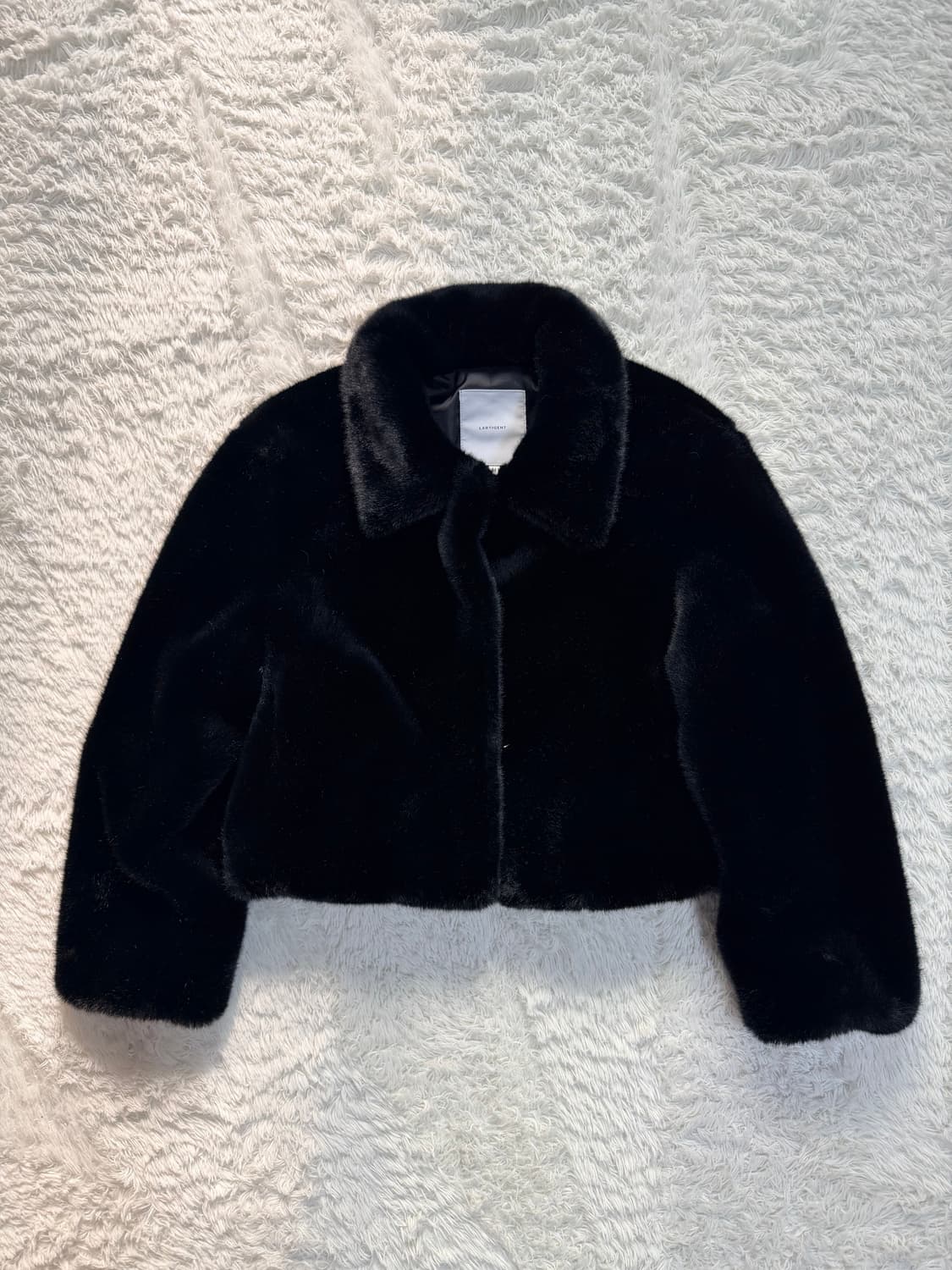 라티젠트 W 숏 퍼 자켓 블랙 M 상품이미지1