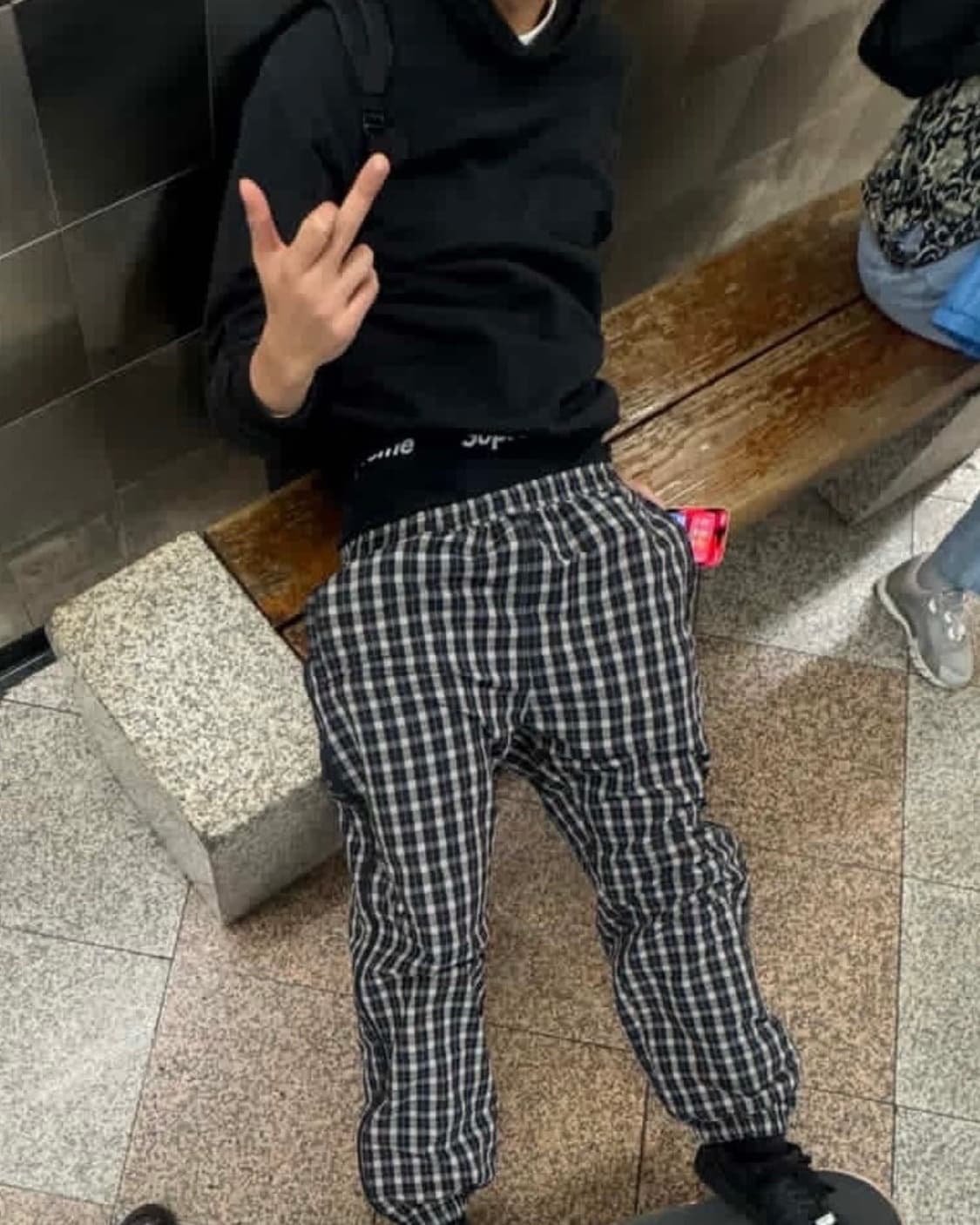 [S급] 슈프림 플레이드 웜 업 팬츠 블랙 25FW 상품이미지2