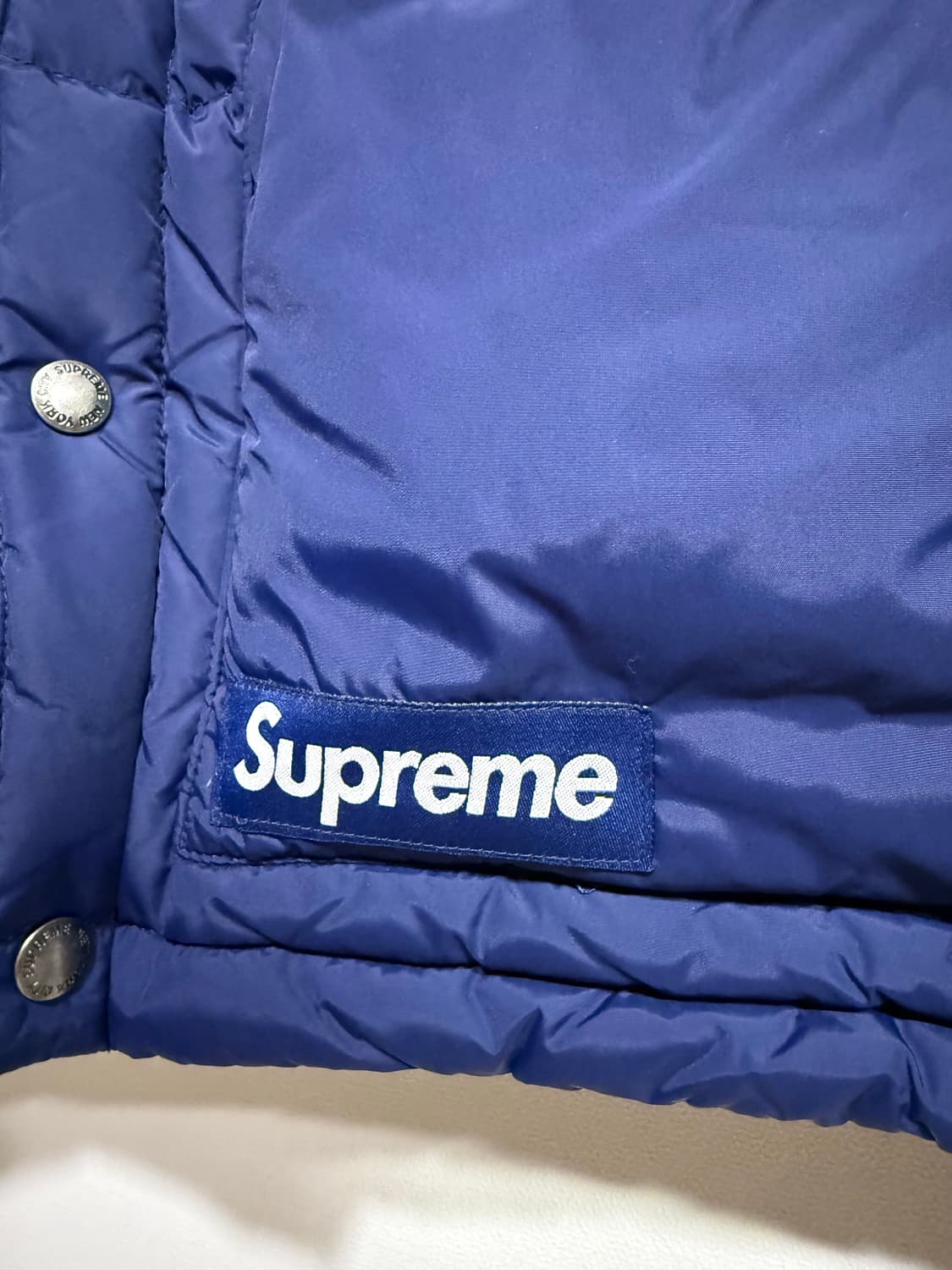 슈프림패딩 글리터 요크 다운 퍼퍼 자켓 네이비 - 22FW 상품이미지7