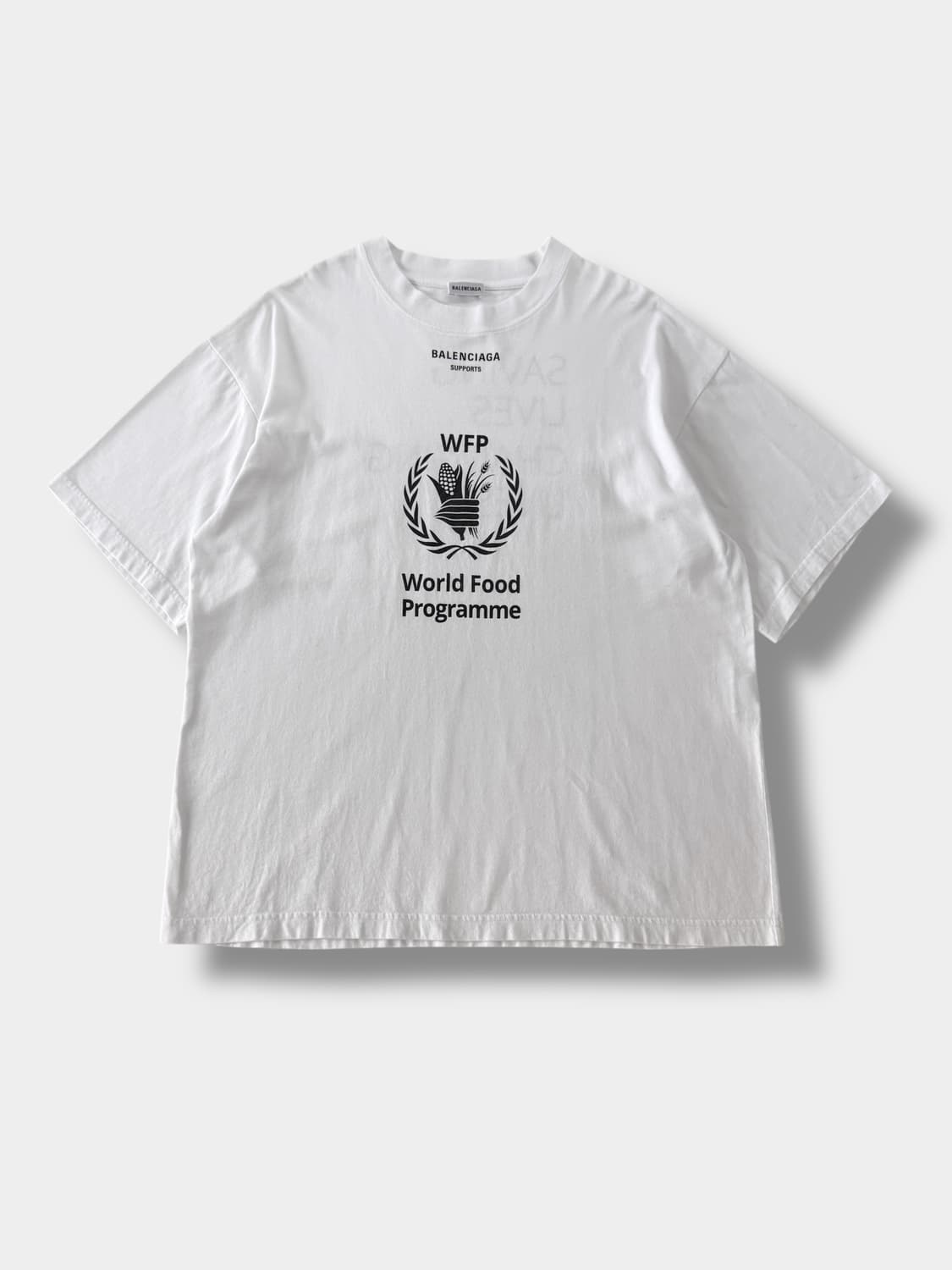 발렌시아가 x WFP 오버핏 프린팅 화이트 반팔티셔츠 상품이미지1