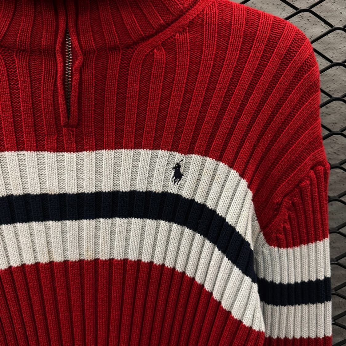 폴로 랄프로렌 스트라이프 하프집업 니트 리브드 코튼 컬러라인 디테일 레드 상품이미지6