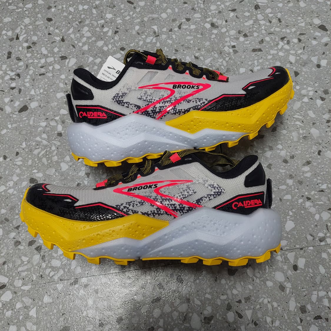 브룩스 여성 트레일 러닝화 칼데라7 새제품 220, 230/하이킹/트레킹 상품이미지5